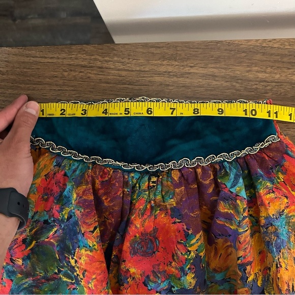 ❤️ Joan Priest Colorful Abstract girl Skirt 128cm 8-9 yrs - Picture 7 of 9